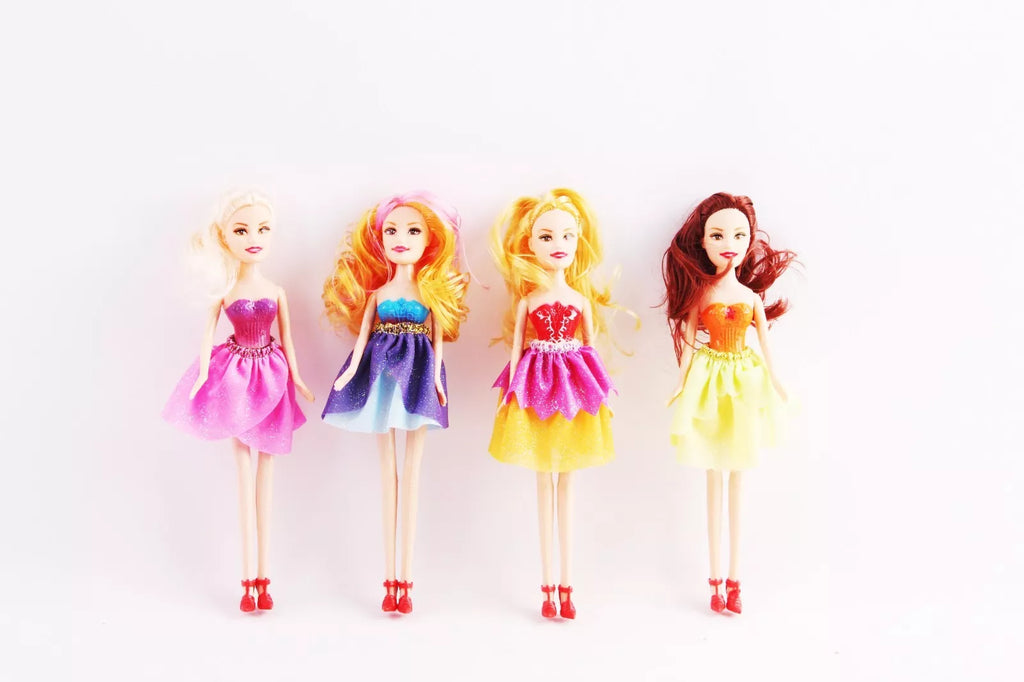 Girls Dolls Set of Four, Including Outfit and Shoes Best Friends Fashion Dolls