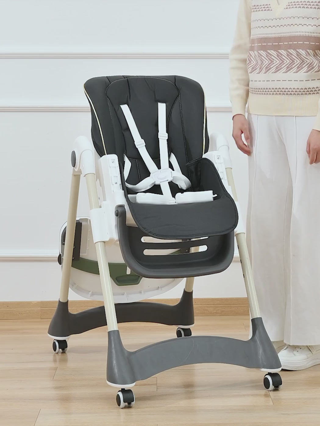 Baby Toddler Feeding High Chair Adjustable Hight Recline Foldable Harness